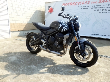   #8046   Triumph Trident660