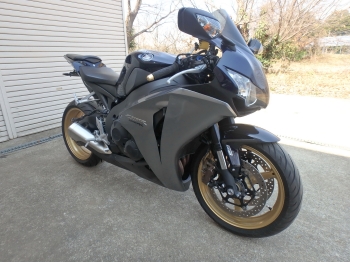   #5024   Honda CBR1000RR-2A