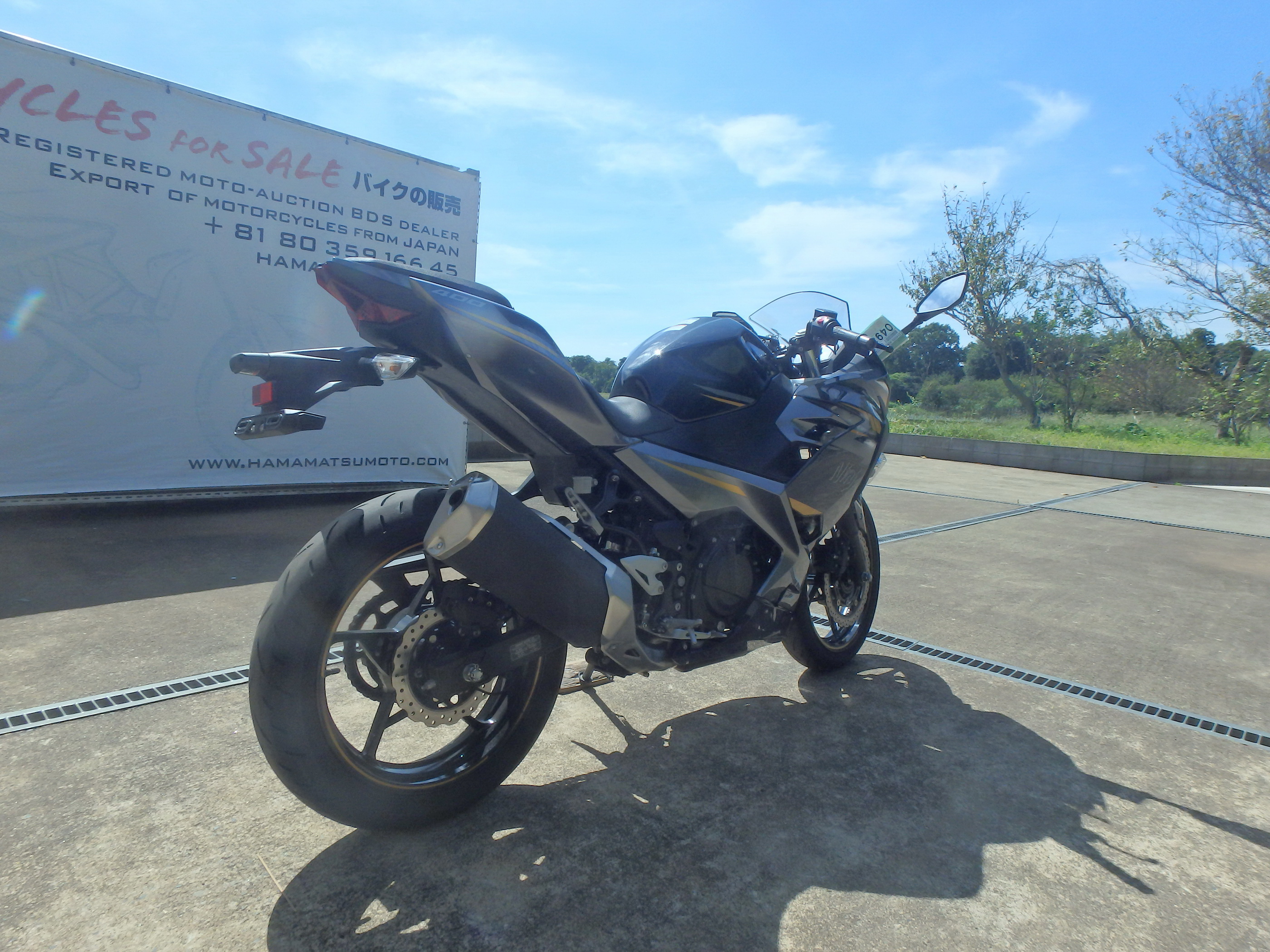 Купить мотоцикл Kawasaki Ninja400-2 2022 фото 9