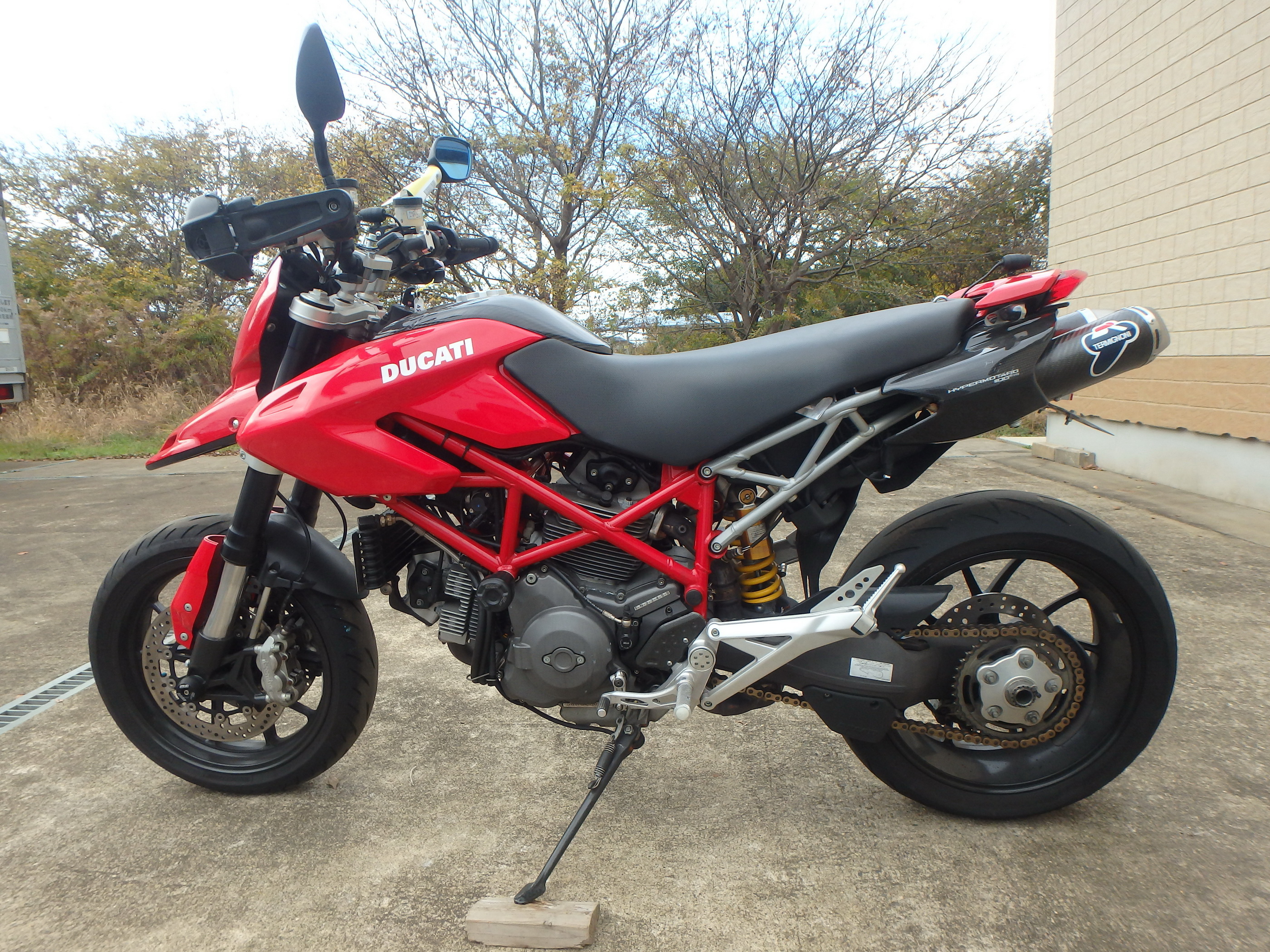 Купить мотоцикл Ducati Hypermotard1100E 2011 фото 12