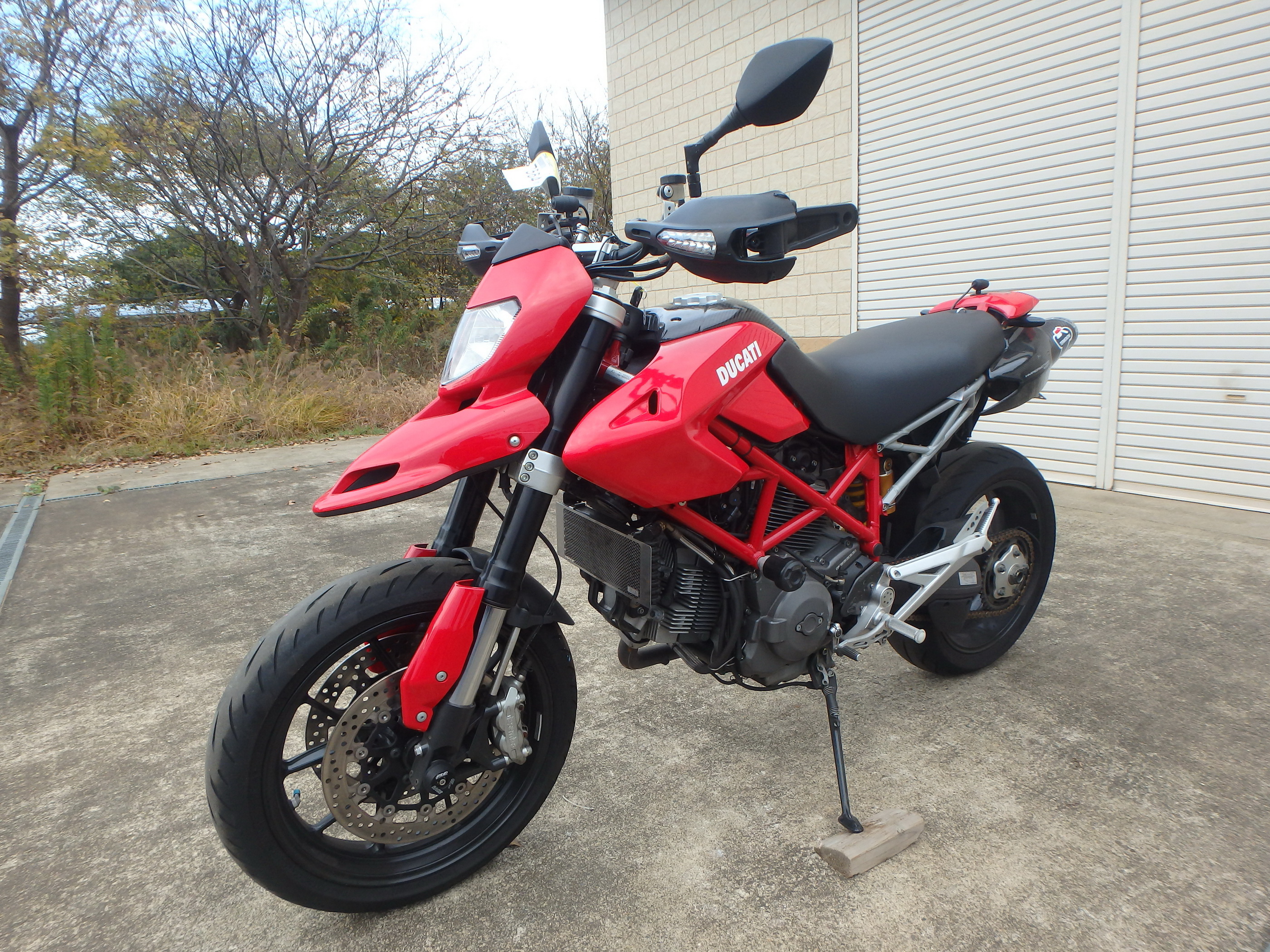 Купить мотоцикл Ducati Hypermotard1100E 2011 фото 13