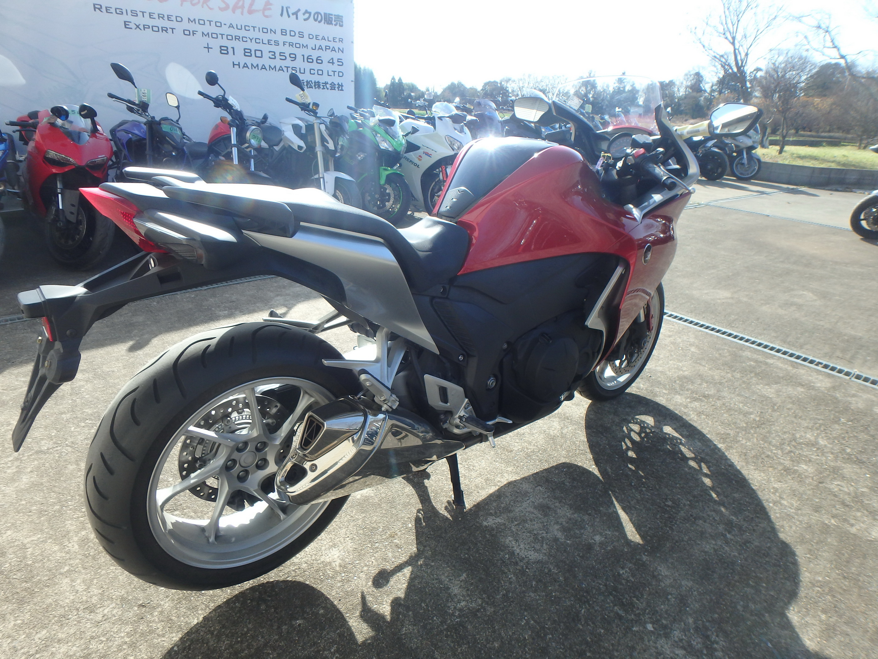 Купить мотоцикл Honda VFR1200F 2010 фото 9