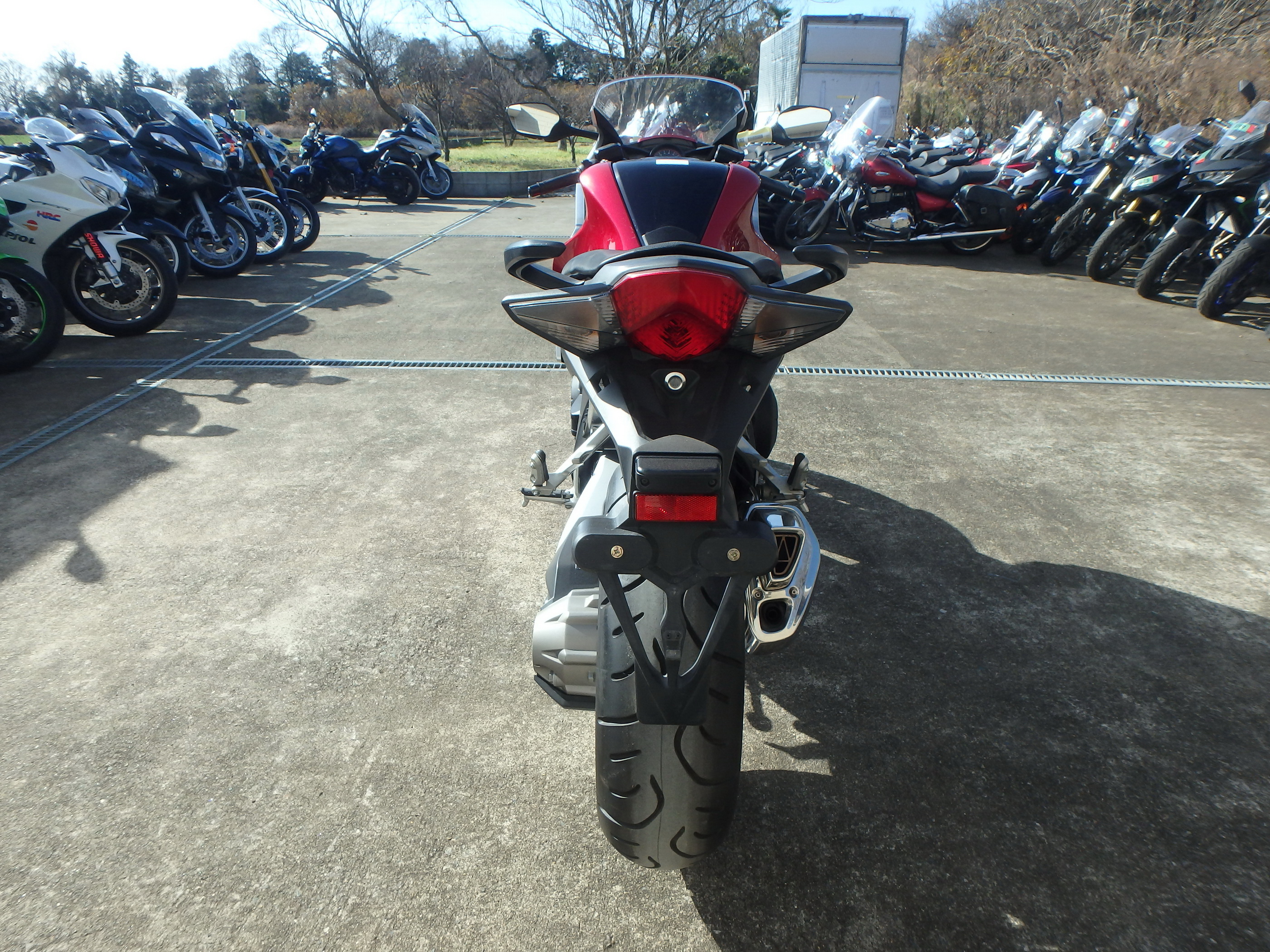 Купить мотоцикл Honda VFR1200F 2010 фото 10