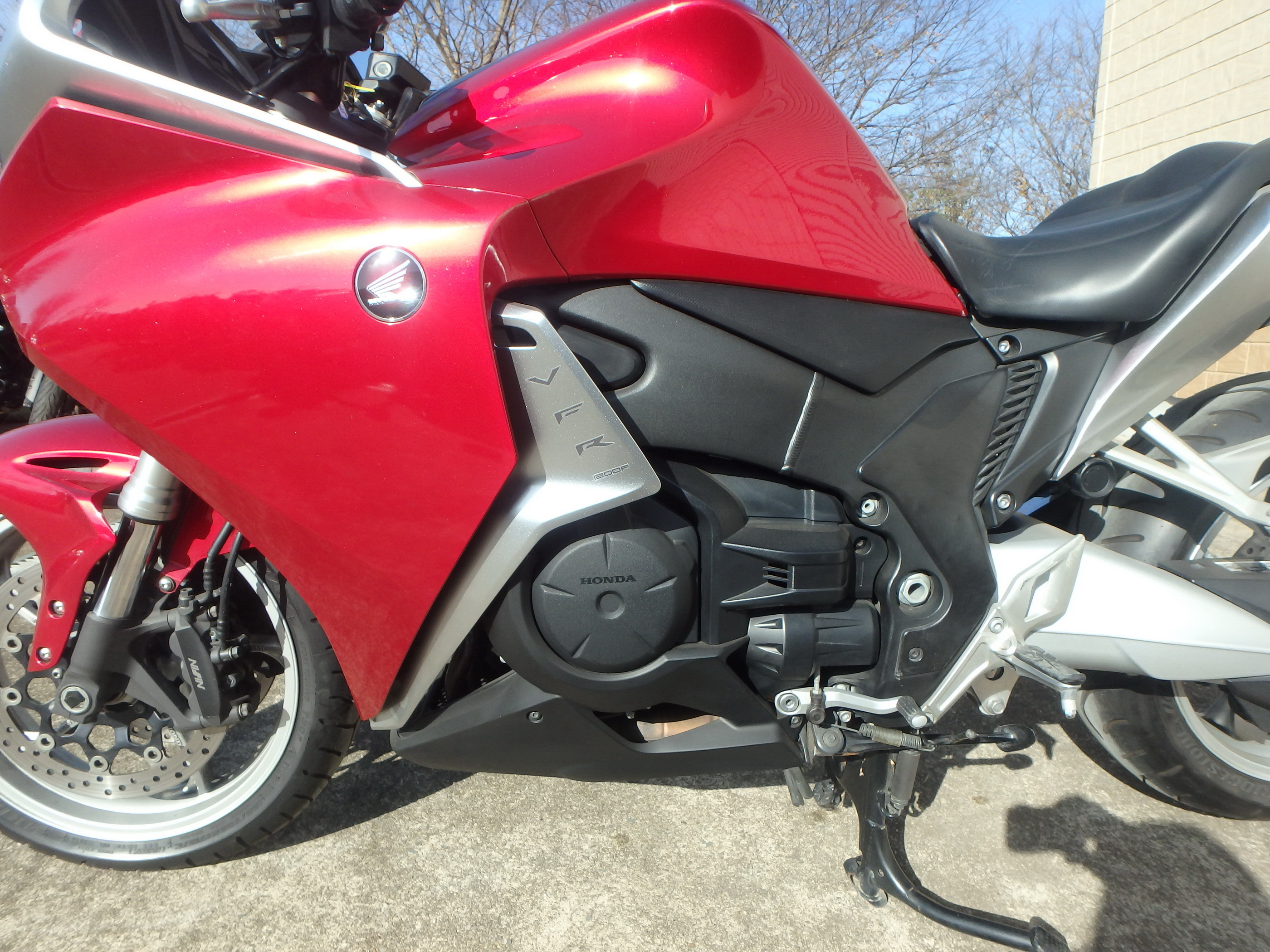 Купить мотоцикл Honda VFR1200F 2010 фото 15