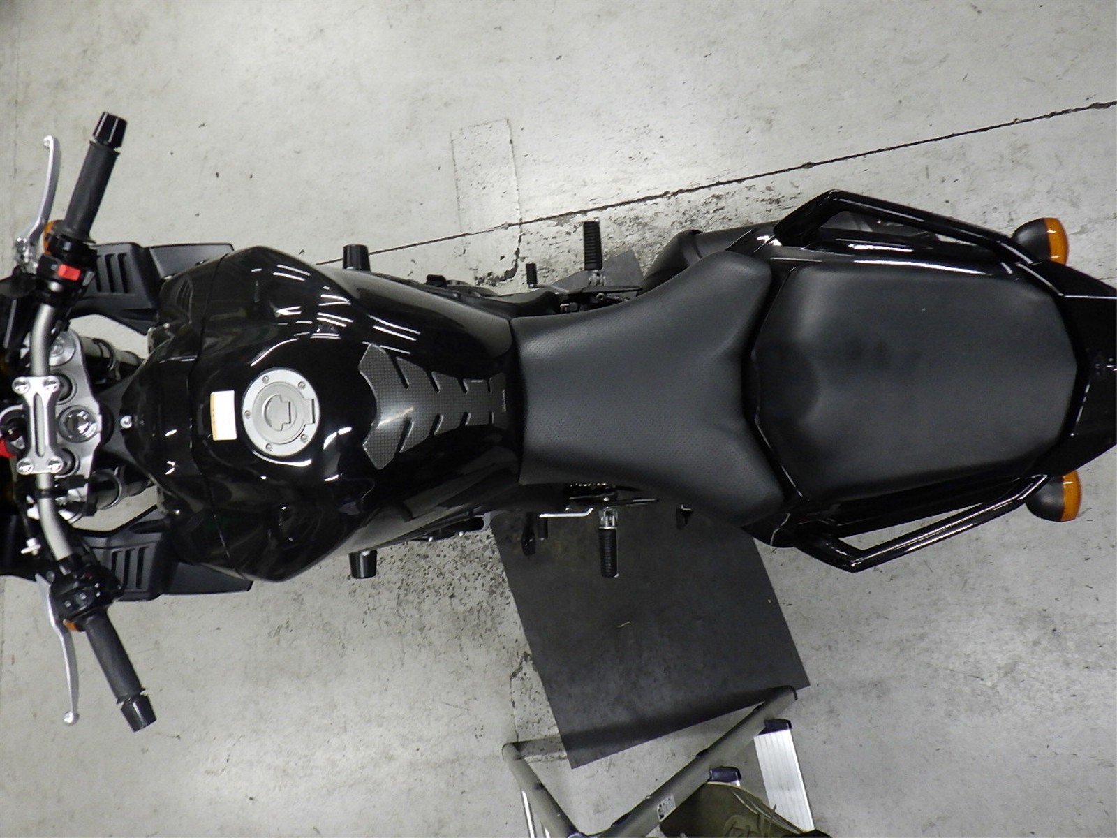 Купить мотоцикл Yamaha FZ-1 Fazer 2012 фото 3