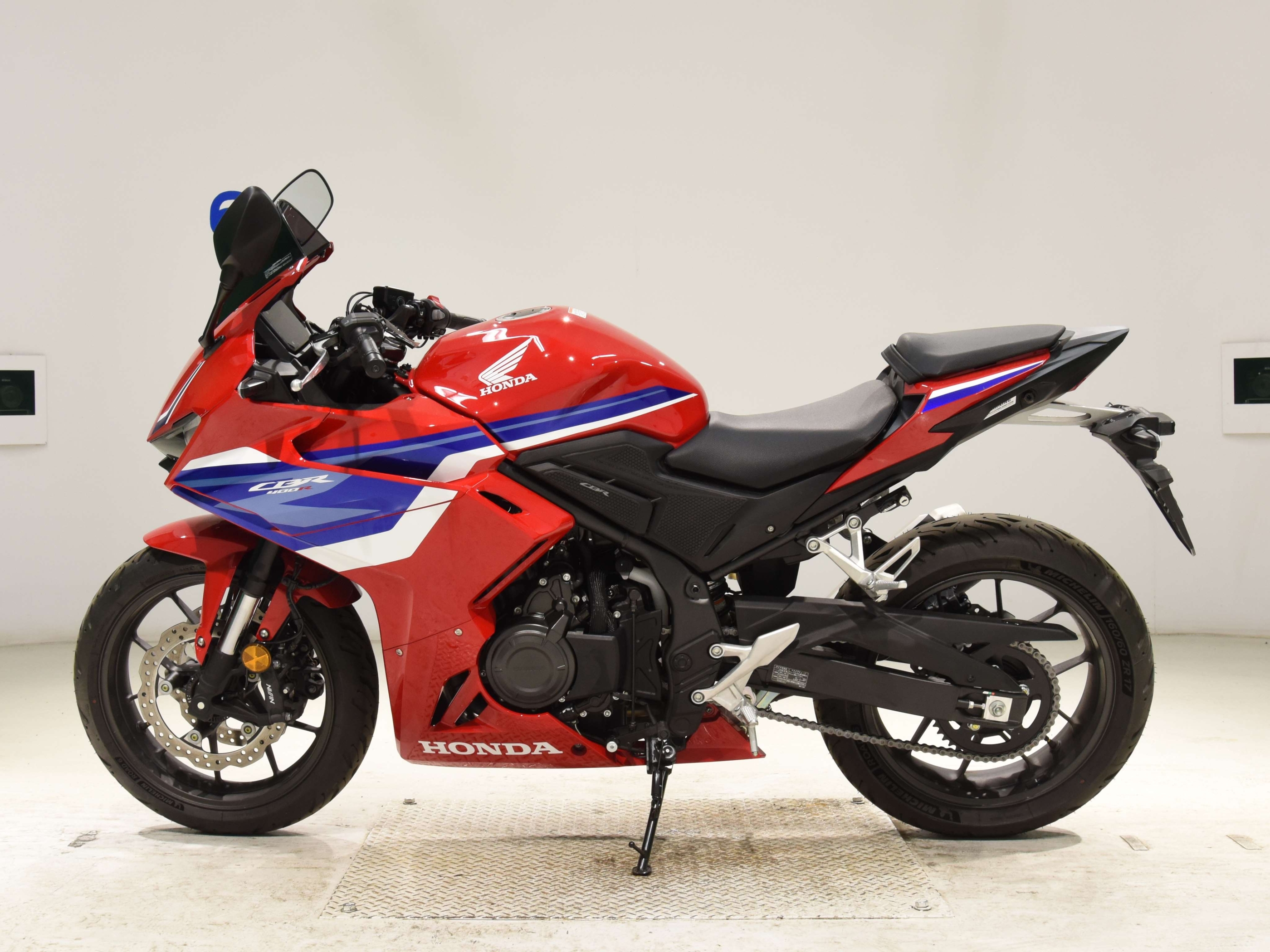 Купить мотоцикл Honda CBR400R-3 2025 фото 1