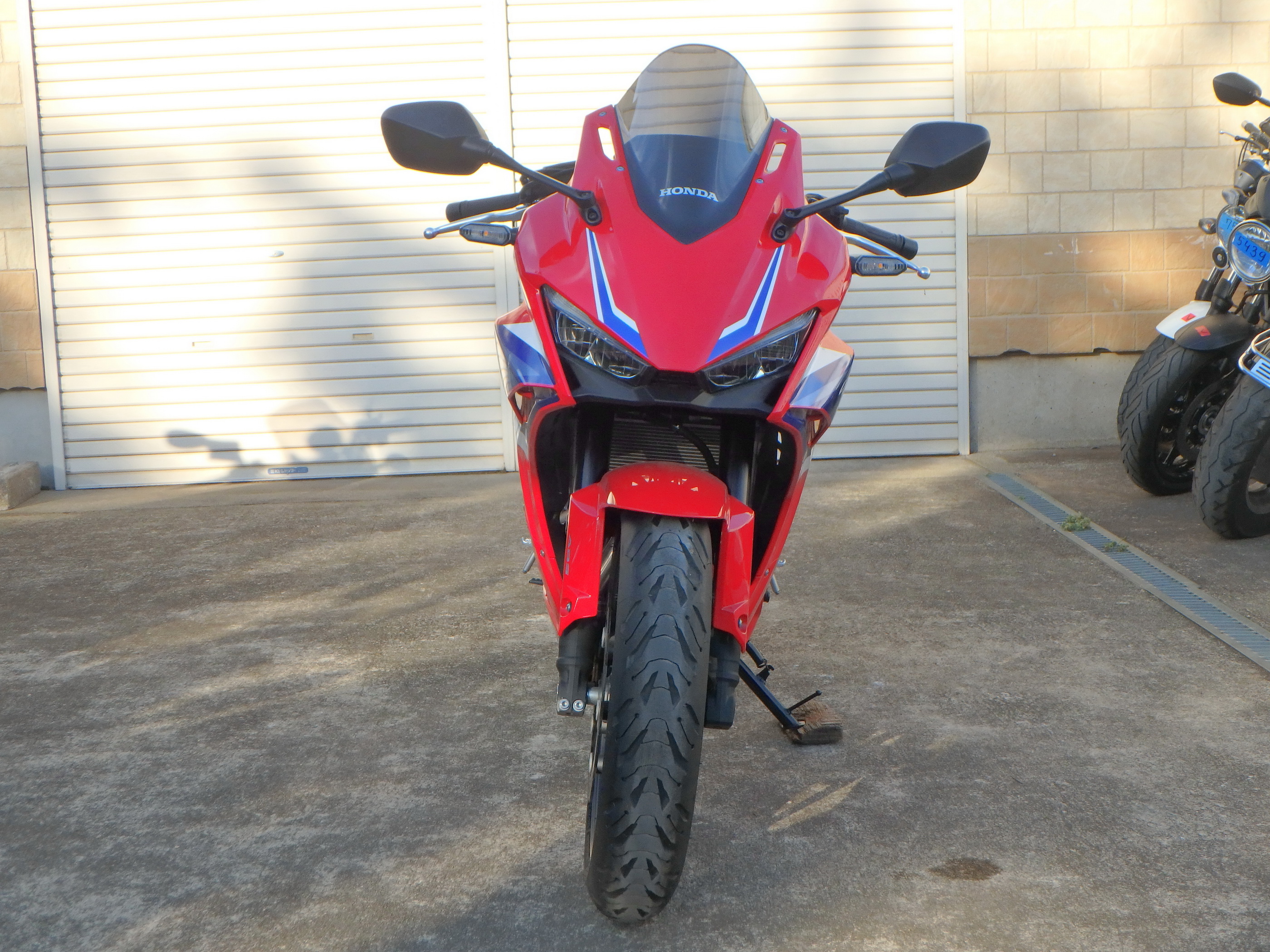 Купить мотоцикл Honda CBR400R-3 2025 фото 6