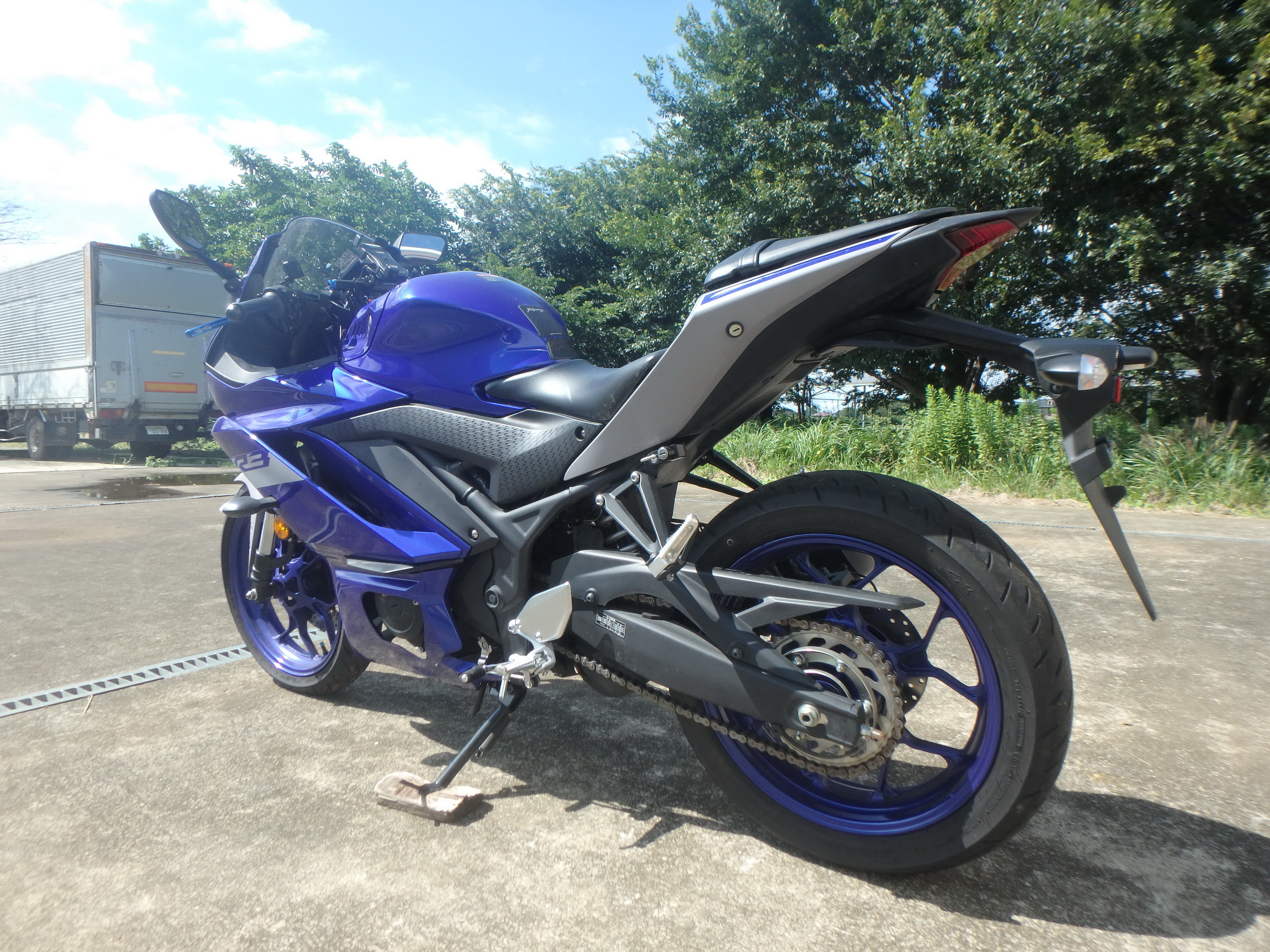Купить мотоцикл Yamaha YZF-R3 2021 фото 12