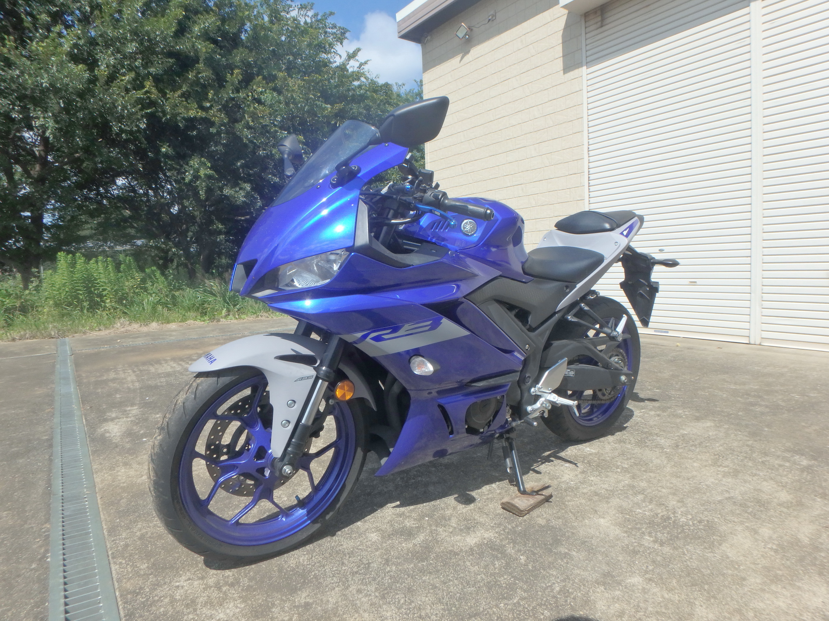 Купить мотоцикл Yamaha YZF-R3 2021 фото 14