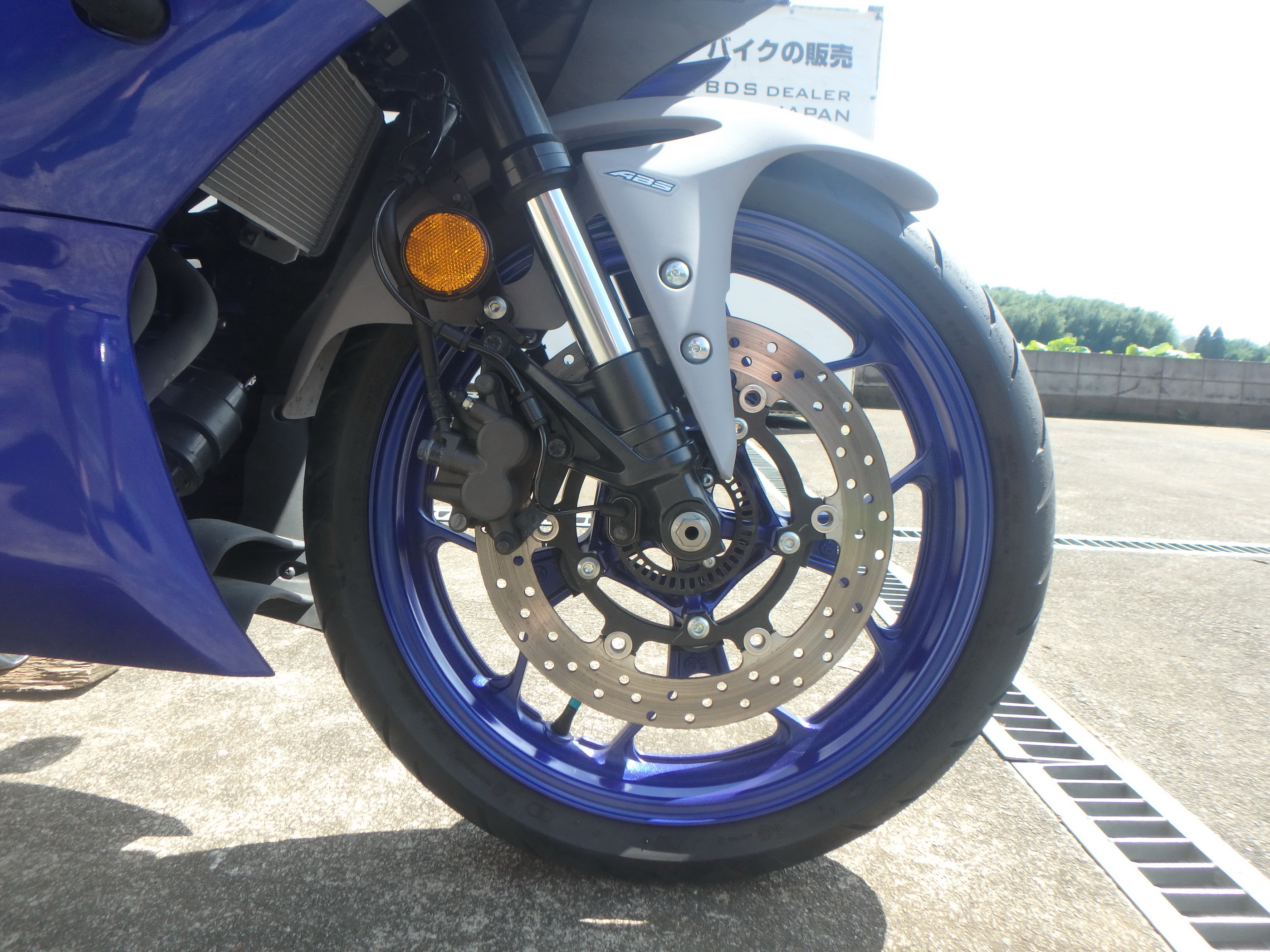Купить мотоцикл Yamaha YZF-R3 2021 фото 20