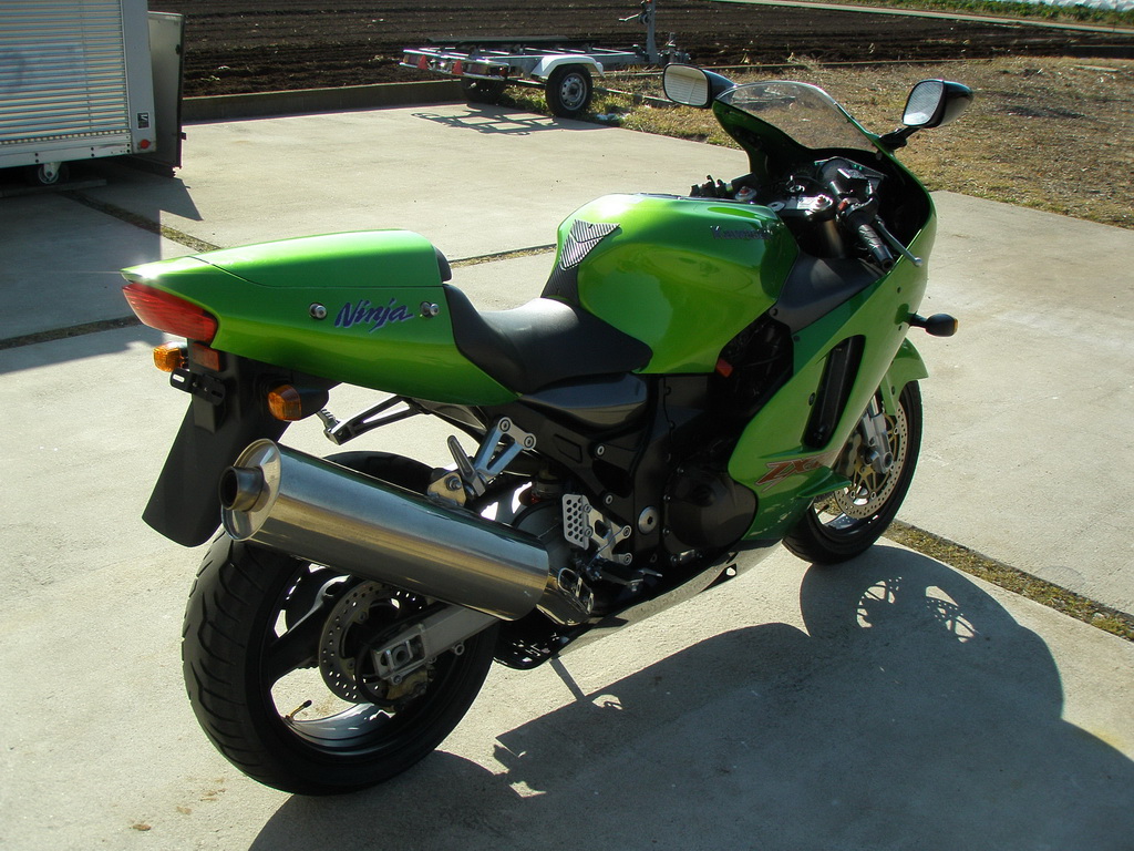 Мотоцикл Кавасаки ZX 12