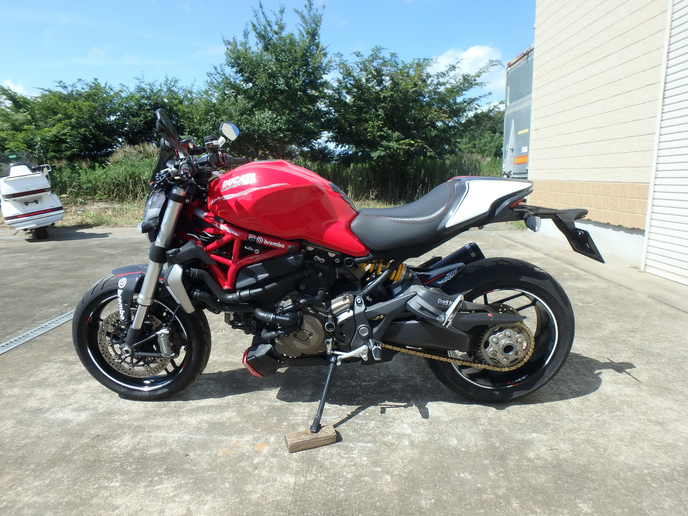 Купить мотоцикл Ducati Monster1200 2014 фото 11