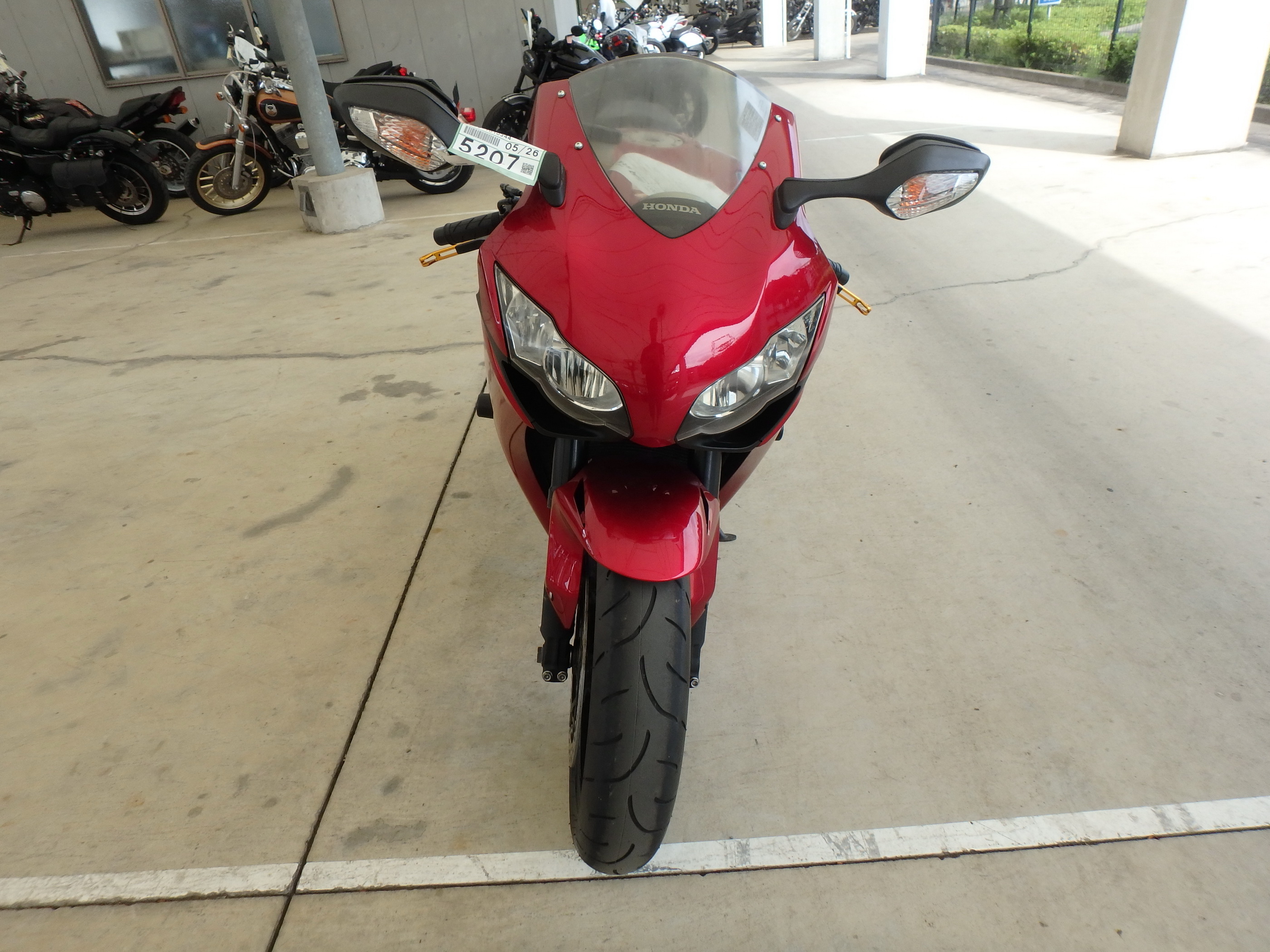 Купить мотоцикл Honda CBR1000RR-2 2008 фото 6