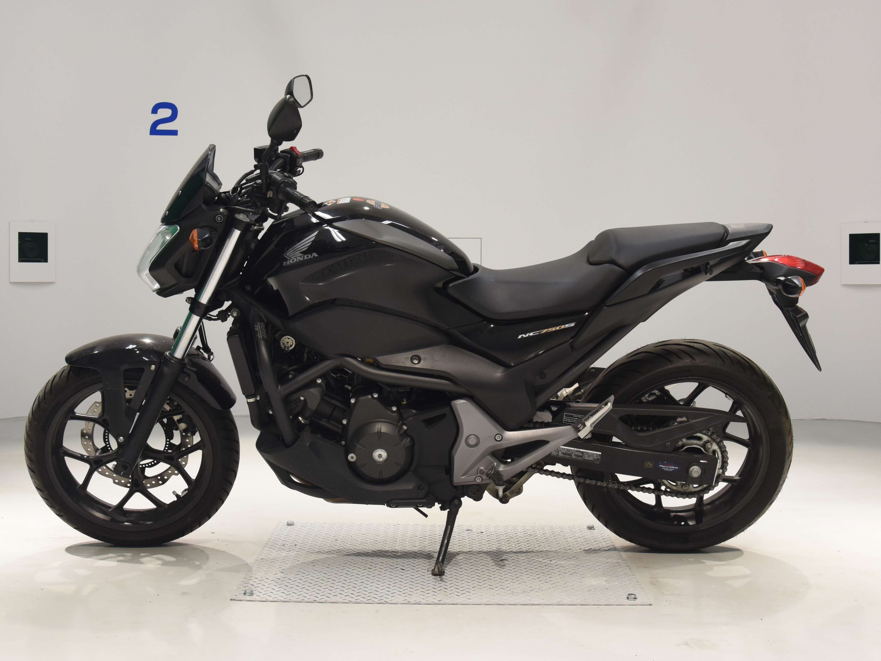 Купить мотоцикл Honda NC750SD 2013 фото 1