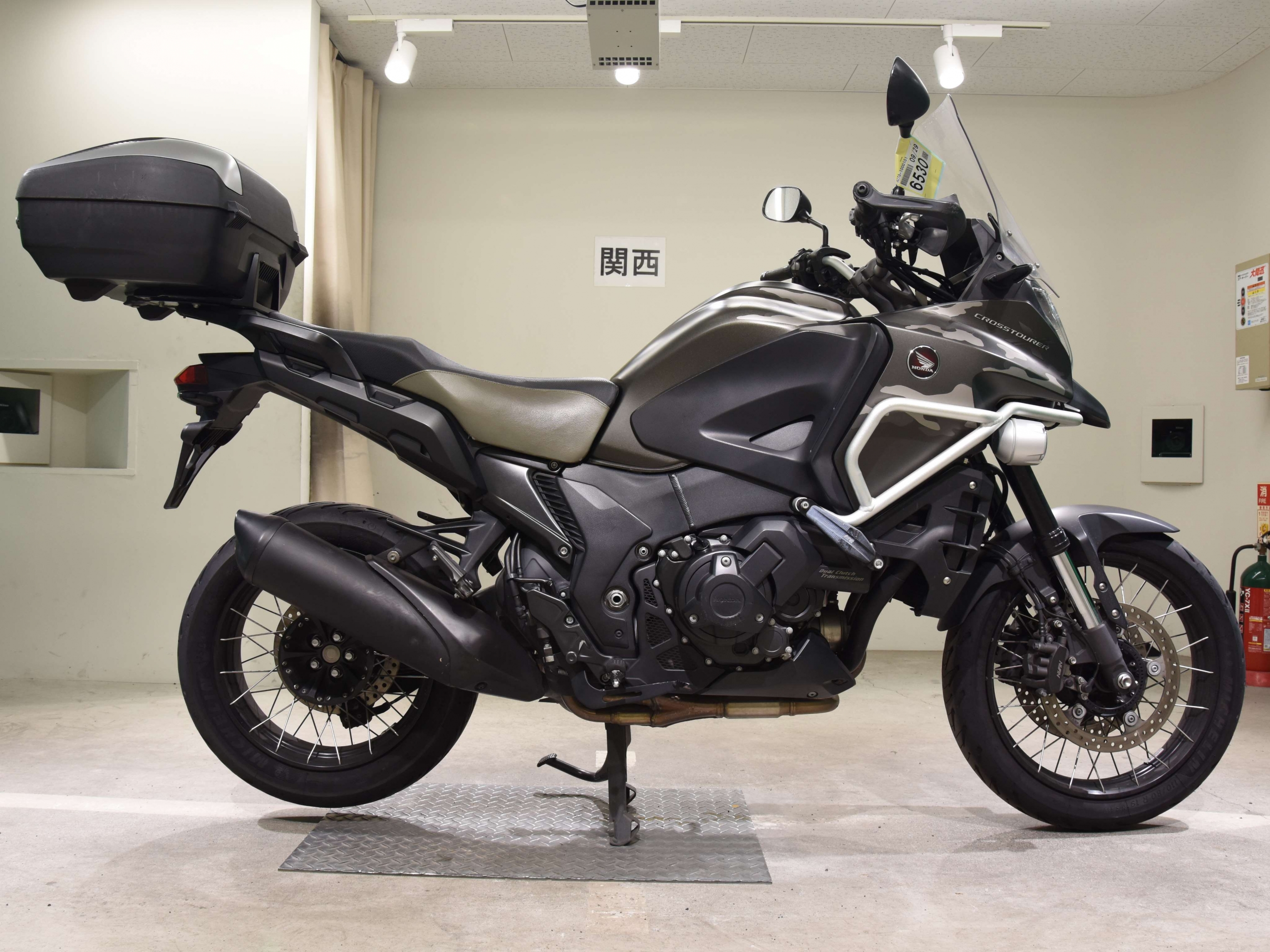 Купить мотоцикл Honda VFR 1200X Crosstourer VFR1200XD 2015 фото 2