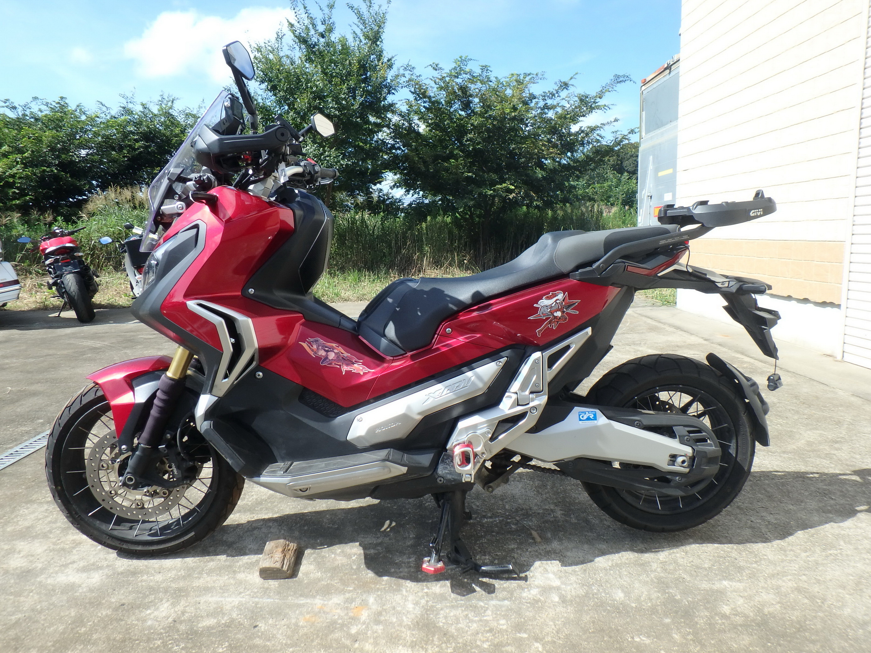 Купить мотоцикл Honda X-ADV 2018 фото 12