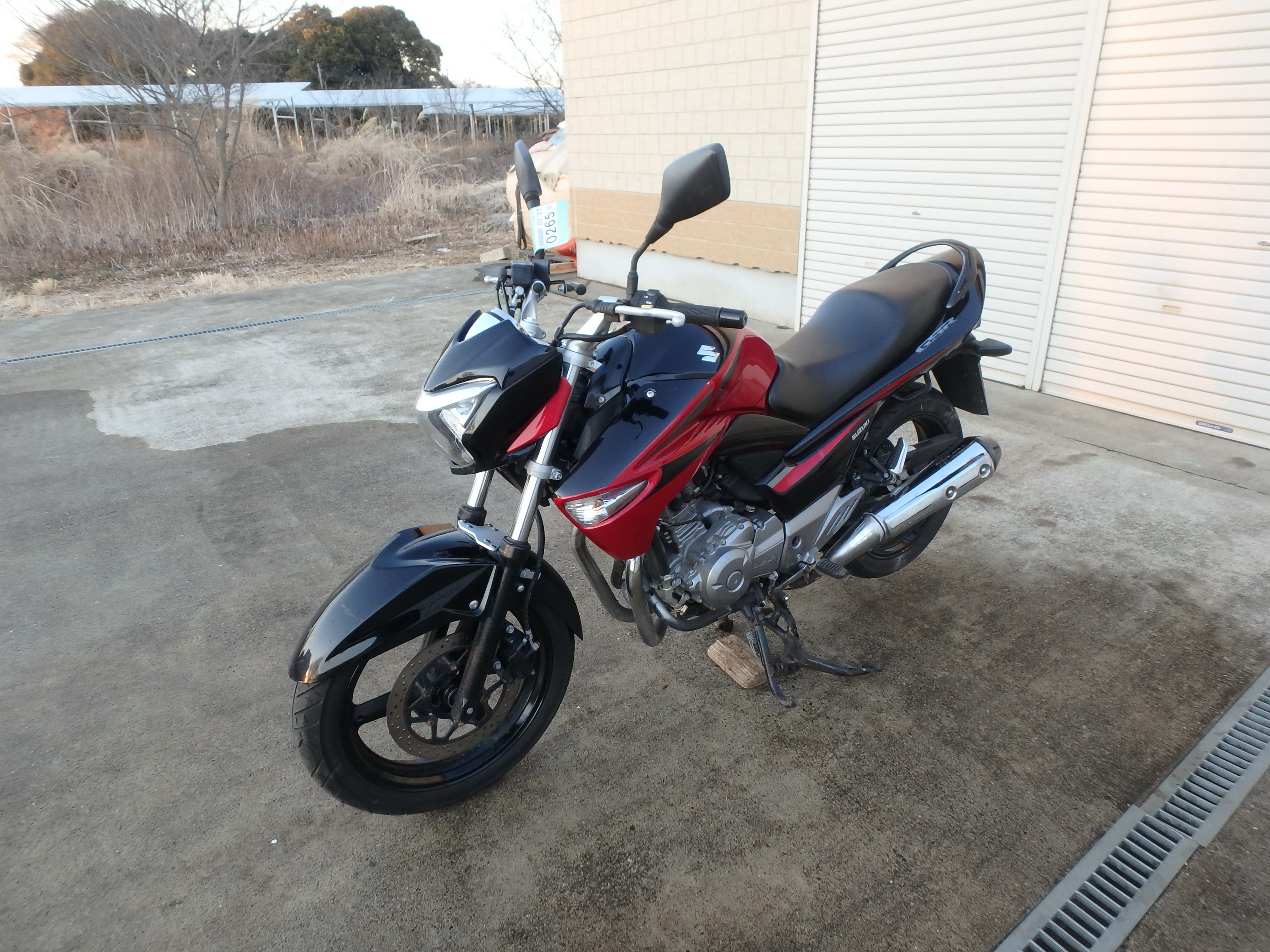 Купить мотоцикл Suzuki GSR250 2018 фото 13