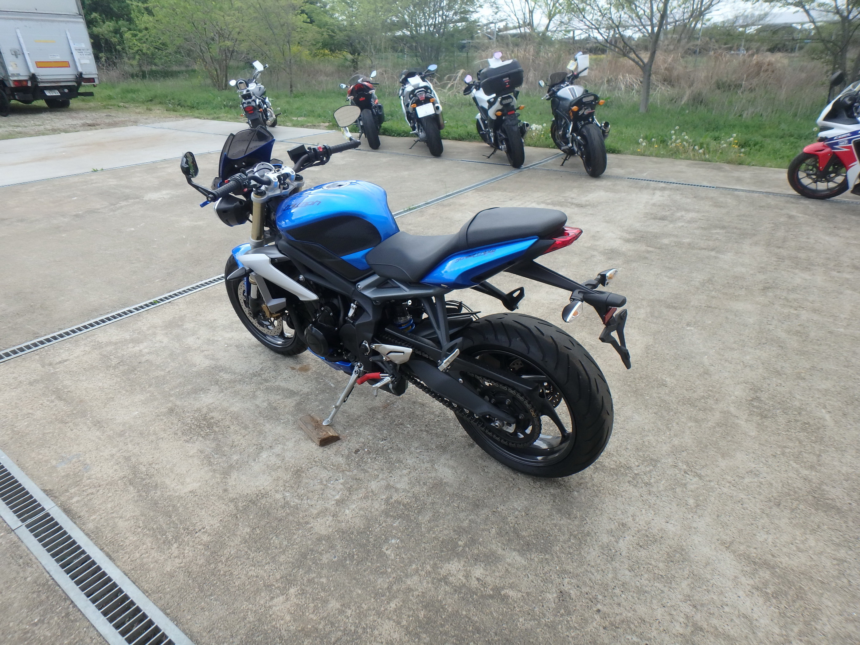 Купить мотоцикл Triumph Street Triple85 2014 фото 11