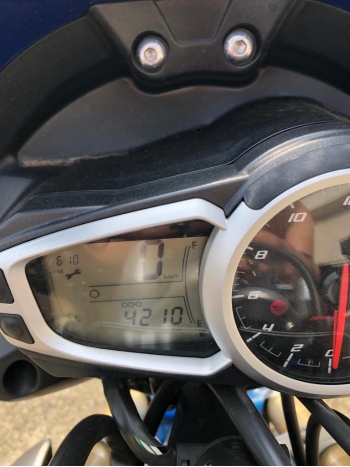 Заказать из Японии мотоцикл Triumph Street Triple 2014 фото 17