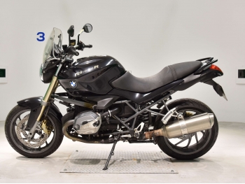     BMW R1200R 2013  1