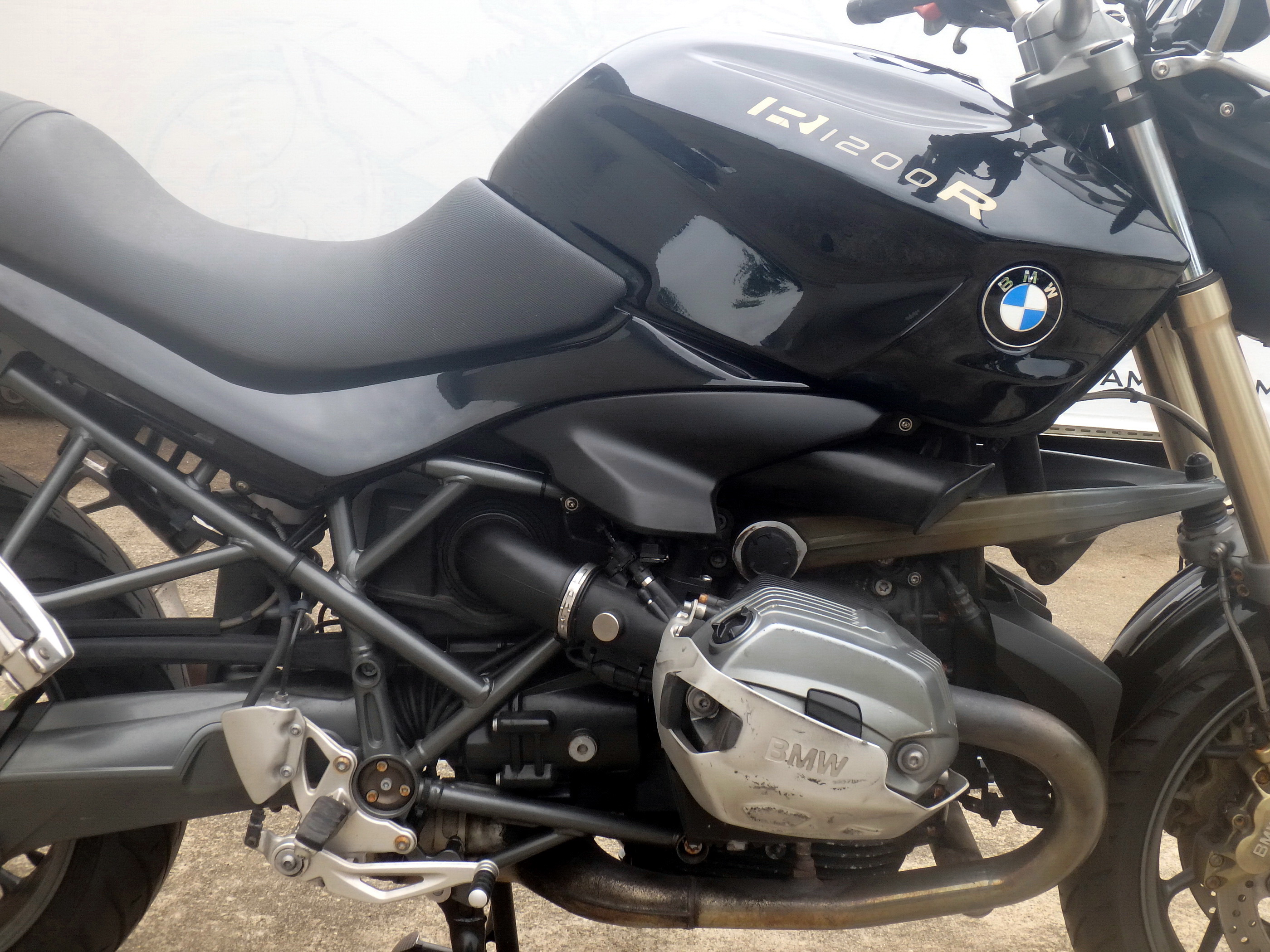 Купить мотоцикл BMW R1200R 2013 фото 18