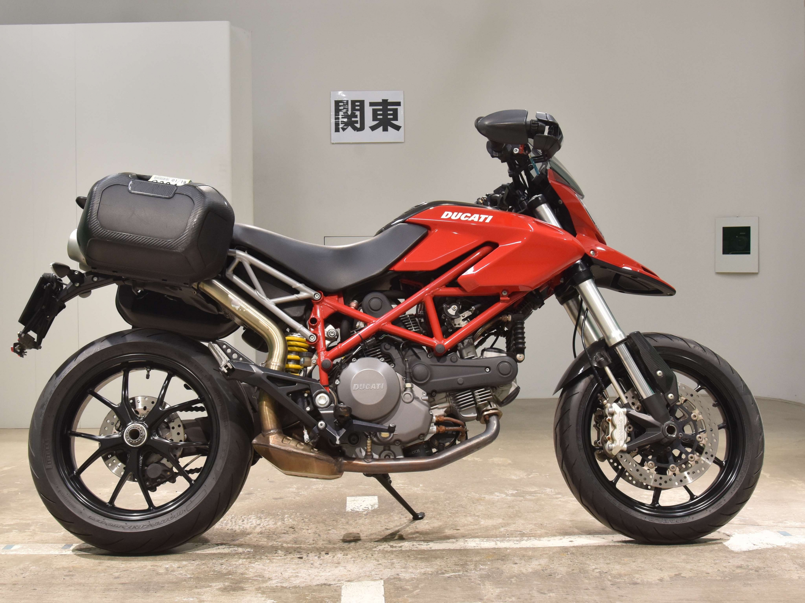 Купить мотоцикл Ducati Hypermotard796 2011 фото 2