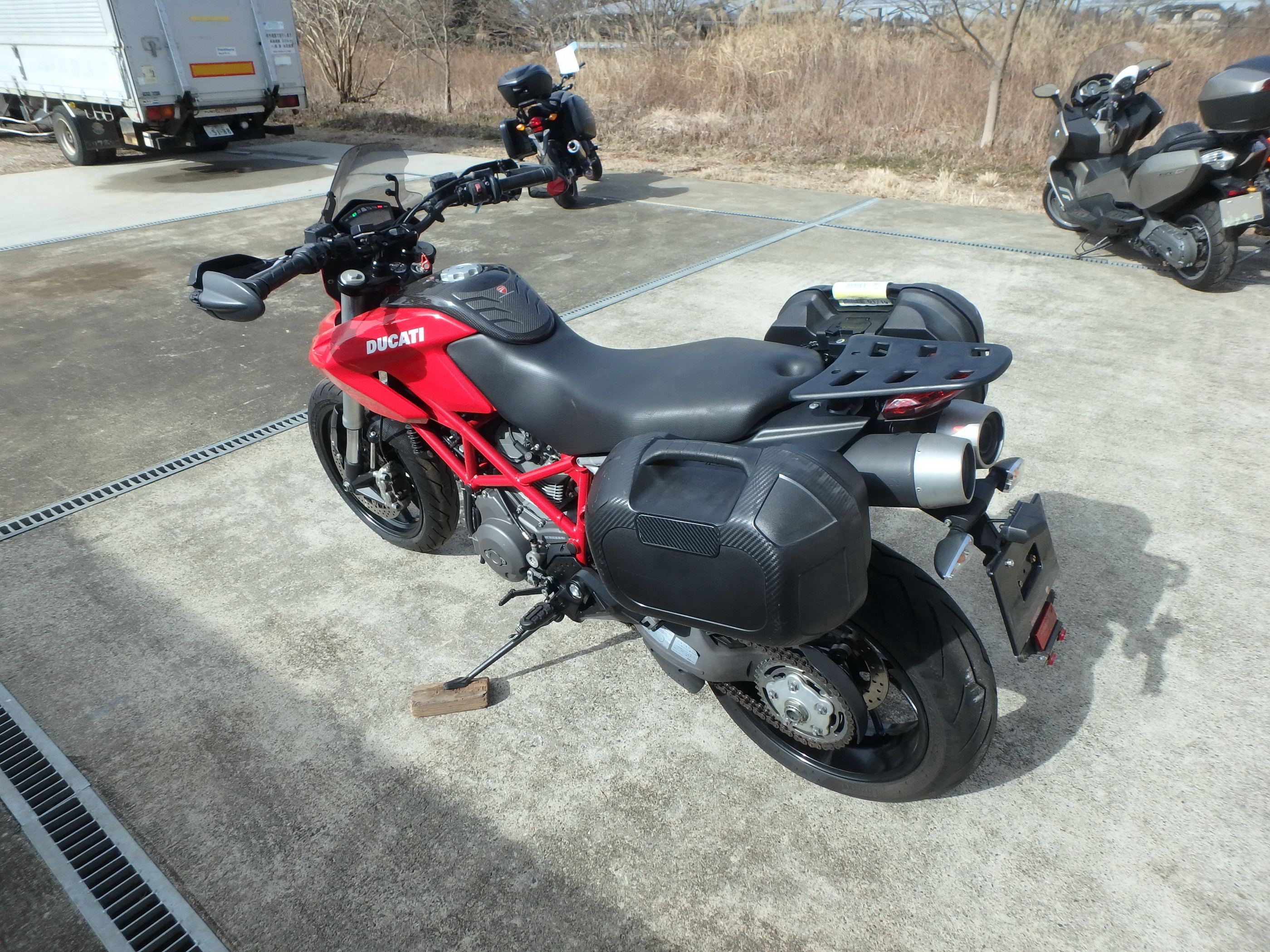 Купить мотоцикл Ducati Hypermotard796 2011 фото 11