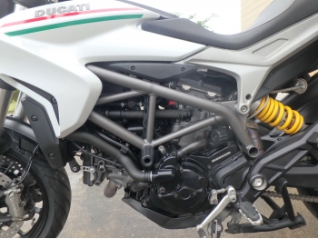     Ducati Hyperstrada820 2013  15