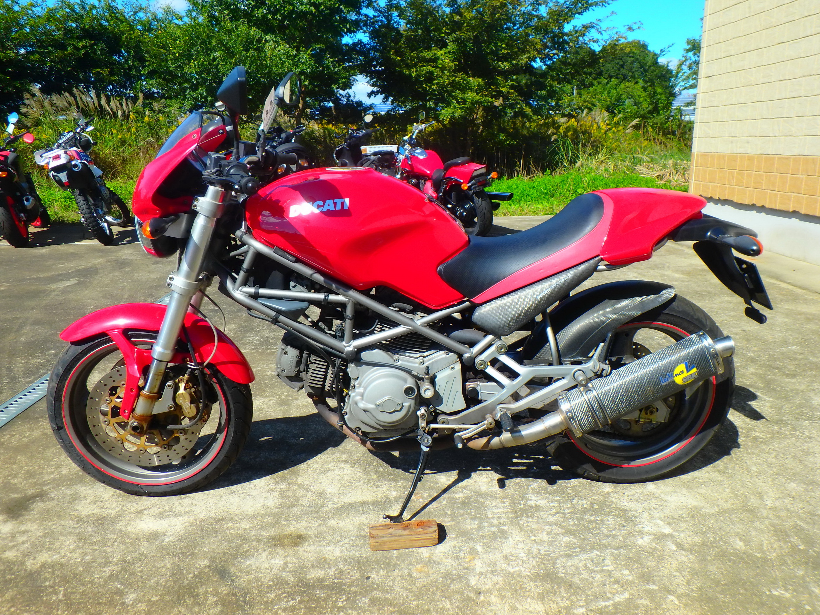 Купить мотоцикл Ducati Monster400 M400 2002 фото 12