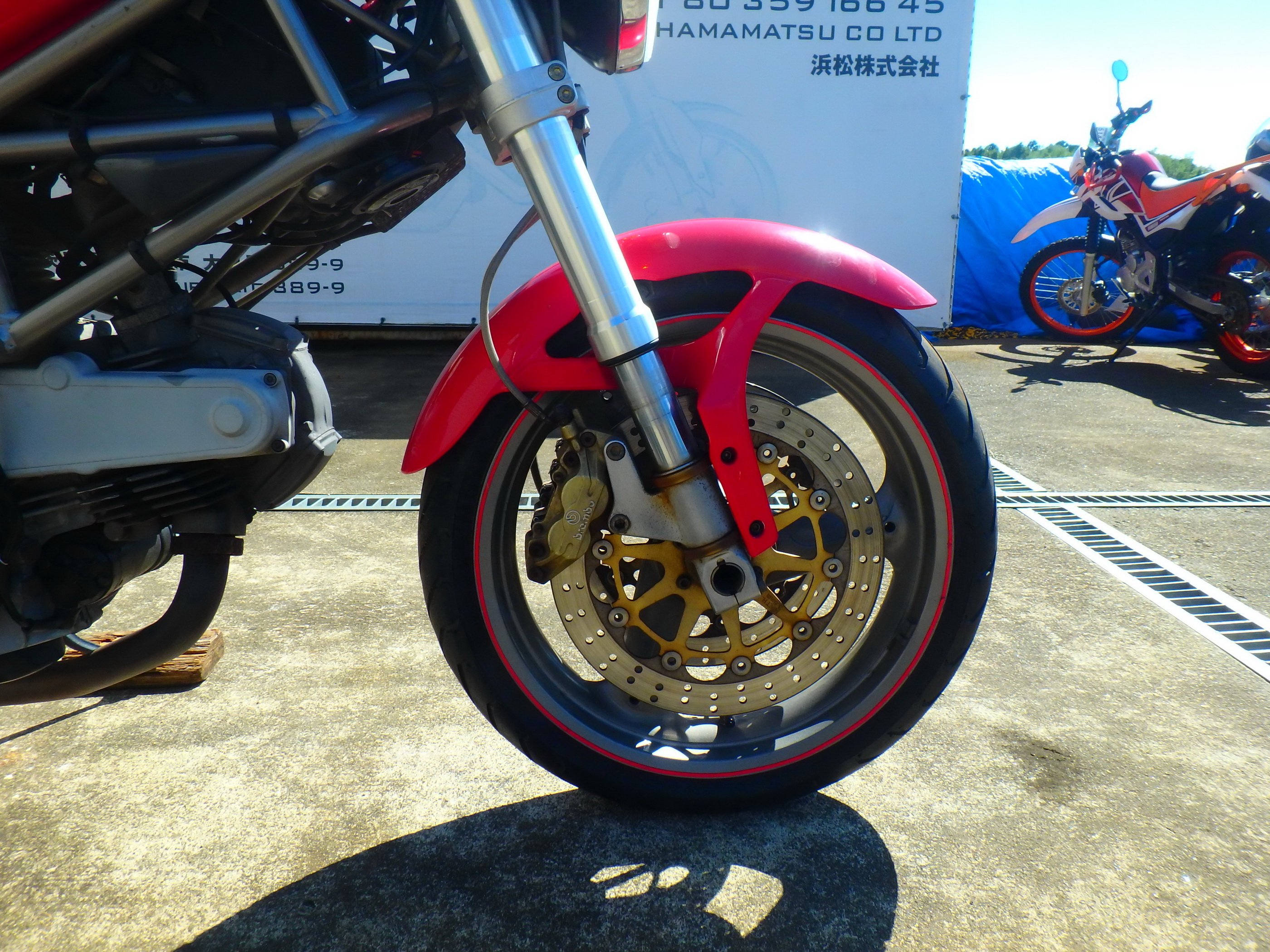 Купить мотоцикл Ducati Monster400 M400 2002 фото 19