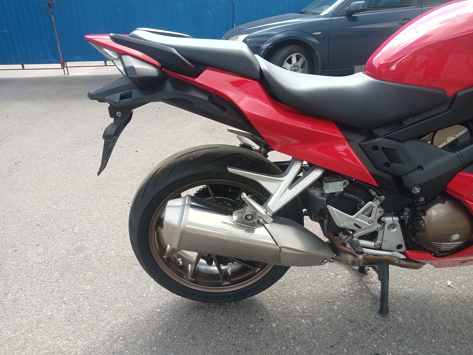 Купить мотоцикл Honda VFR800F 2018 фото 12