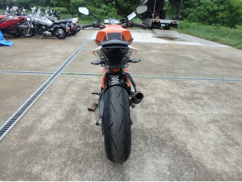     KTM 1290 SuperDuke R 2016  10