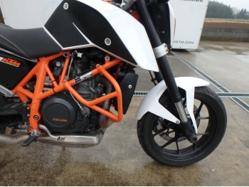     KTM 690 Duke 2014  19