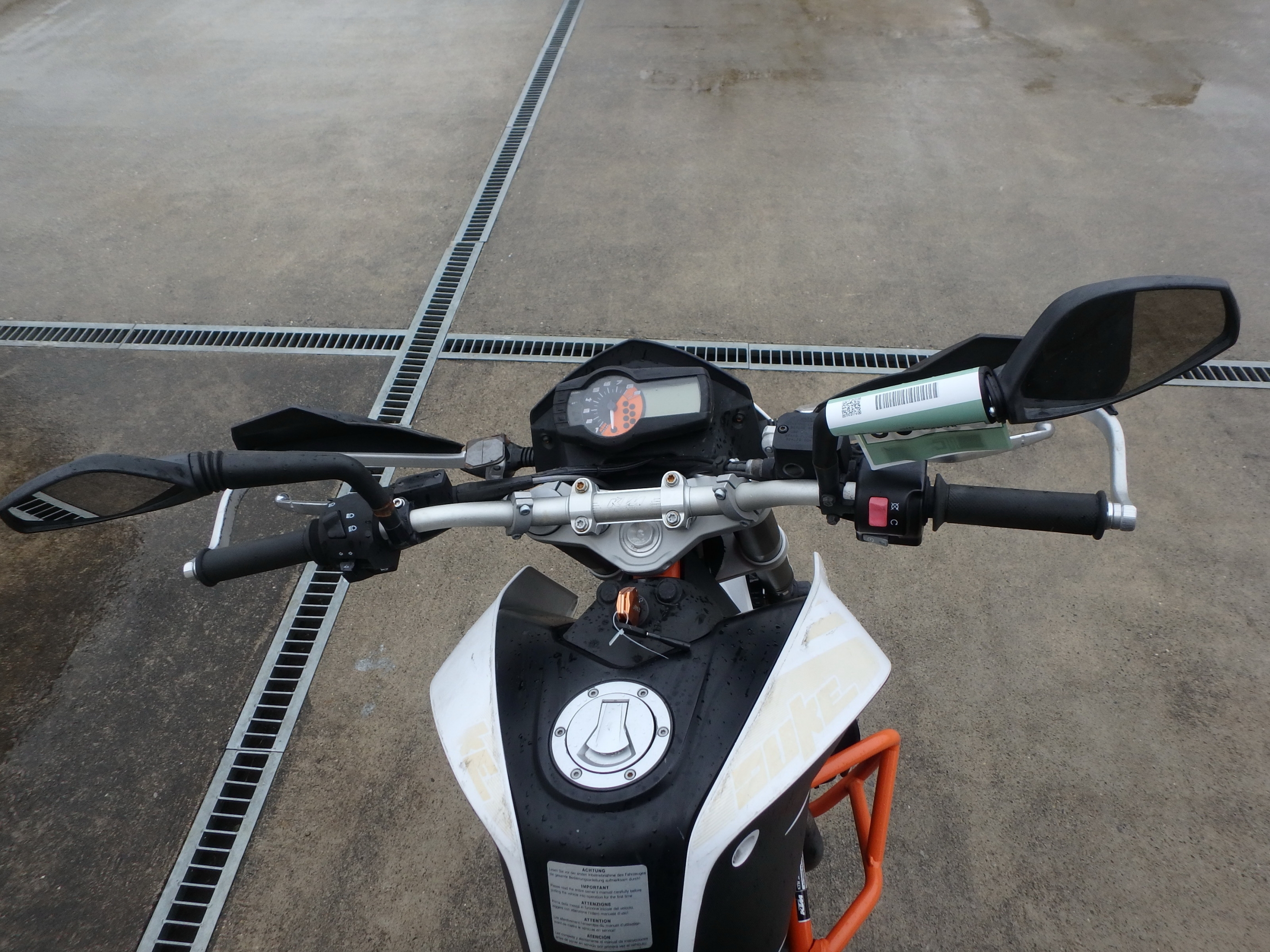 Купить мотоцикл KTM 690 Duke 2014 фото 21