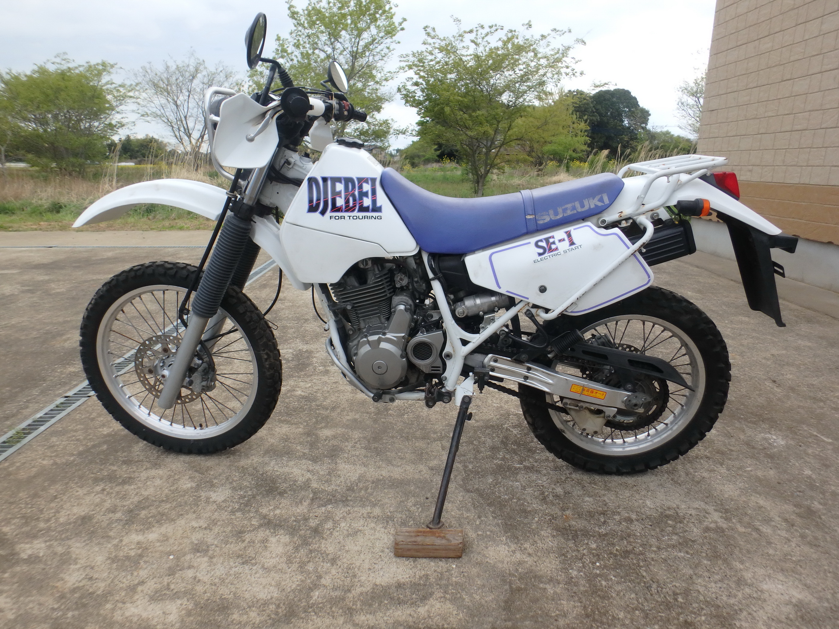 Купить мотоцикл Suzuki DR250 Djebel250 1993 фото 12