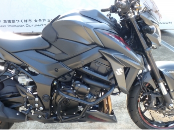     Suzuki GSX-S750 2017  17