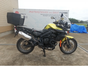     Triumph Tiger800 2012  8