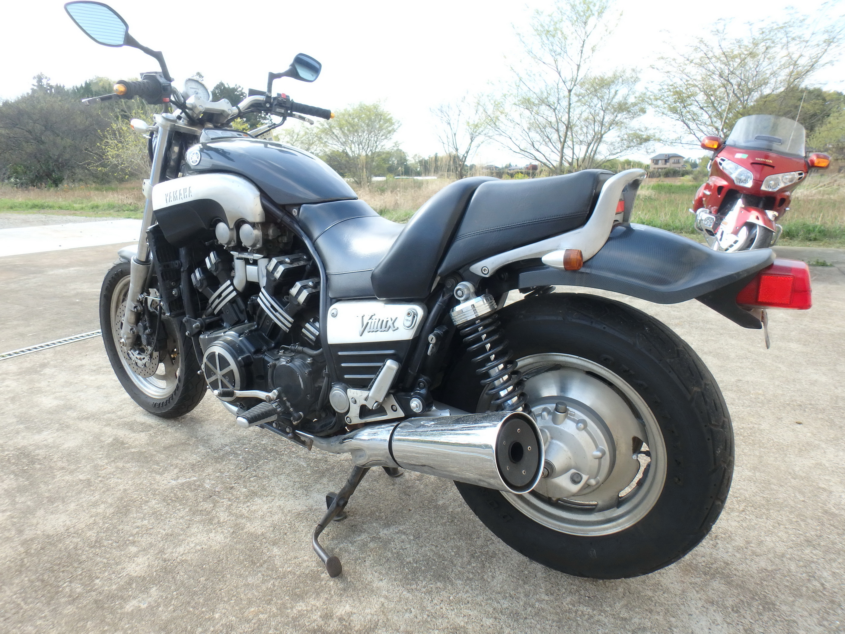 Купить мотоцикл Yamaha V-Max 1999 фото 10