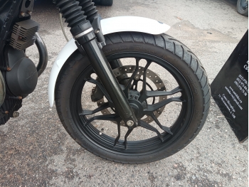 Заказать из Японии мотоцикл Moto Guzzi V7 Stone 2014 фото 13