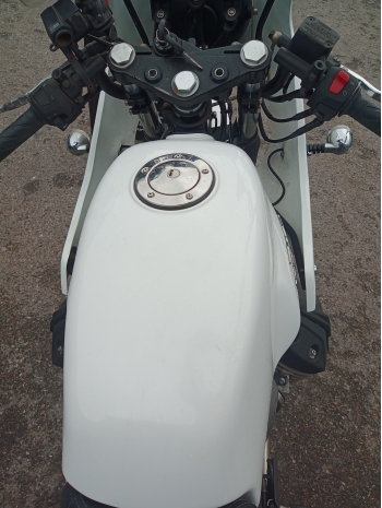 Заказать из Японии мотоцикл Moto Guzzi V7 Stone 2014 фото 16