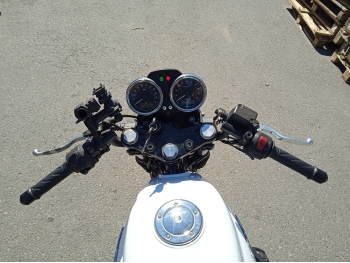 Заказать из Японии мотоцикл Moto Guzzi V7 Stone 2014 фото 16