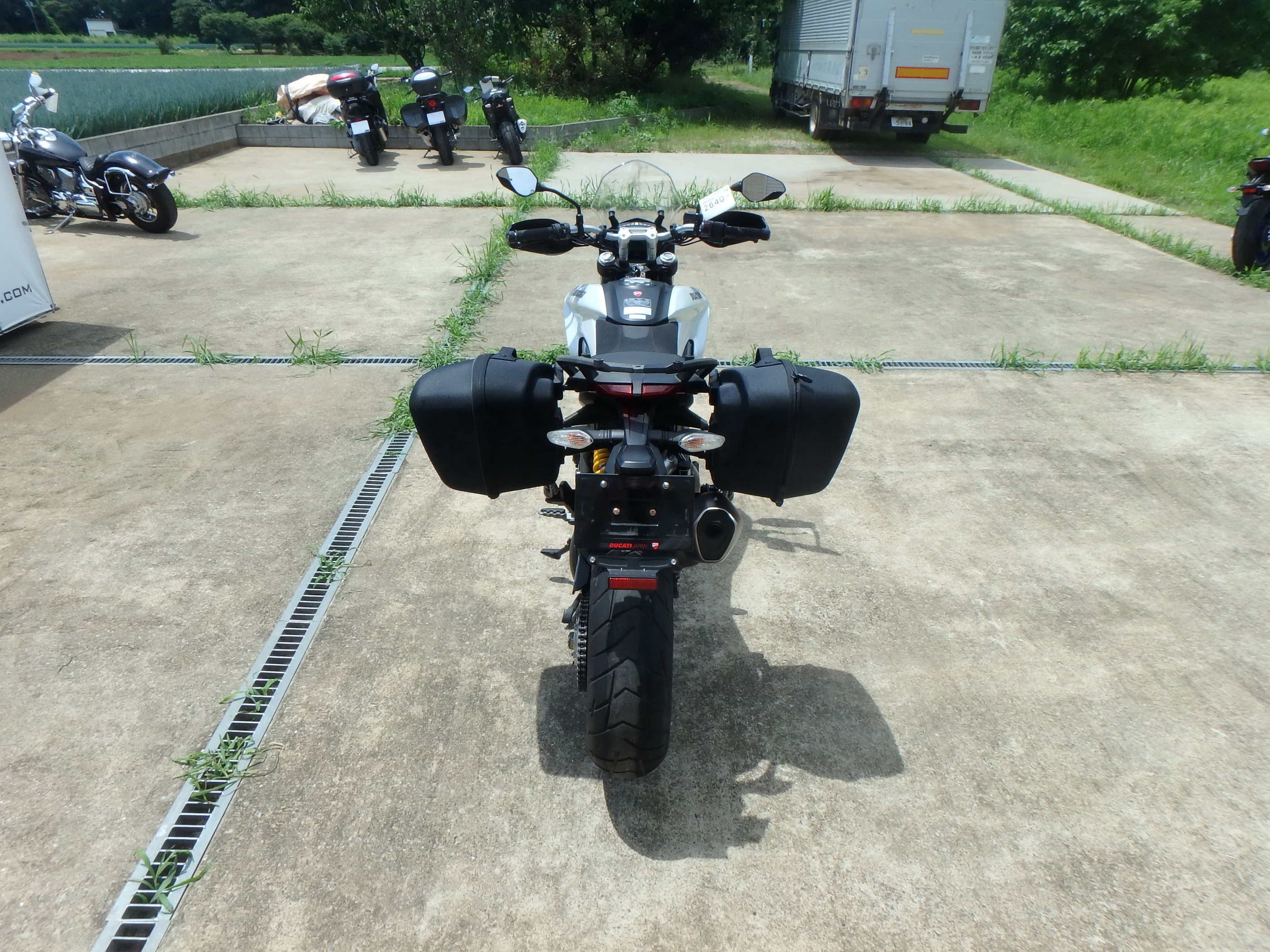 Купить мотоцикл Ducati Hyperstrada820 2013 фото 10