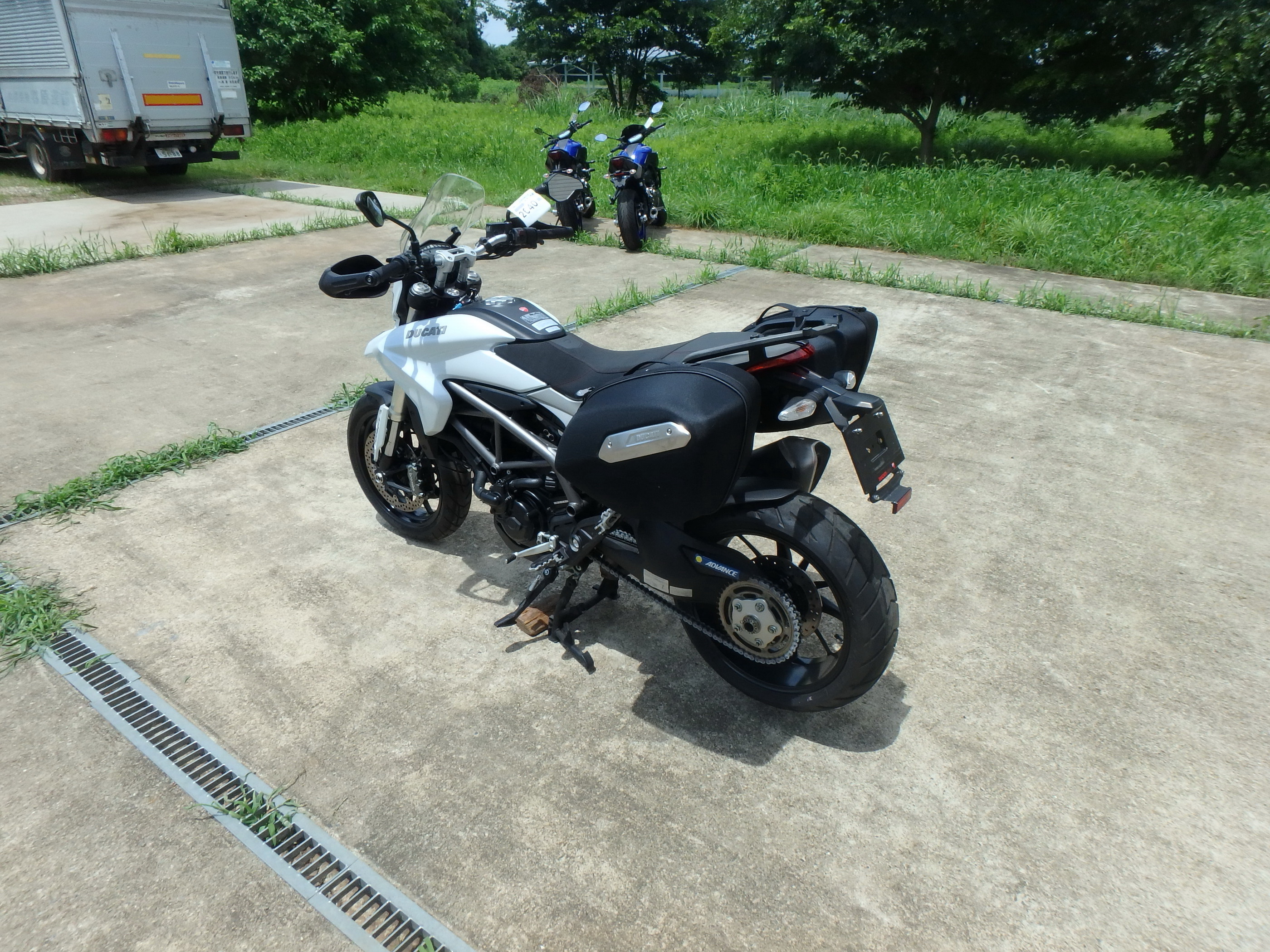 Купить мотоцикл Ducati Hyperstrada820 2013 фото 11