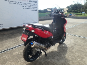     Gilera Runner ST200 2009  9