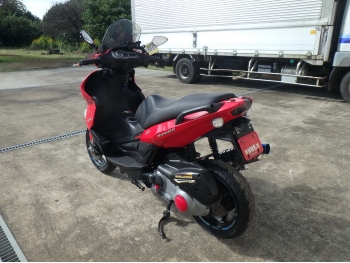     Gilera Runner ST200 2009  11