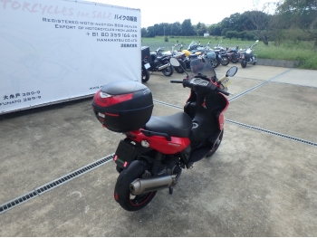     Gilera Runner ST200 2009  9