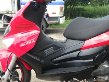     Gilera Runner ST200 2009  15