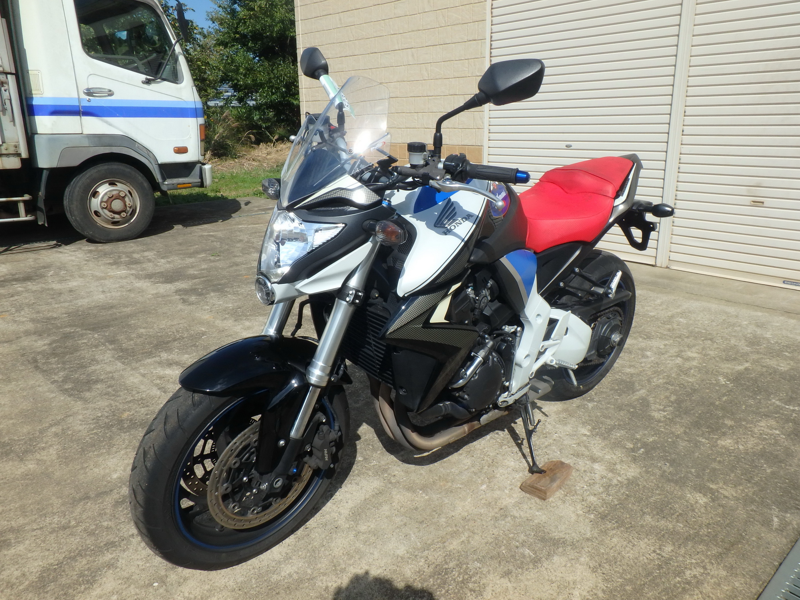 Купить мотоцикл Honda CB1000RA 2015 фото 13