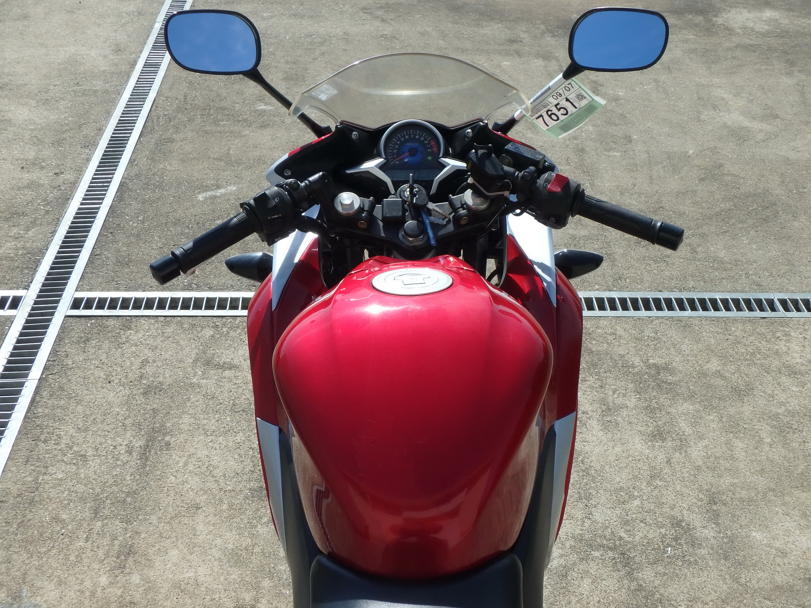 Купить мотоцикл Honda CBR250R-3A 2011 фото 22