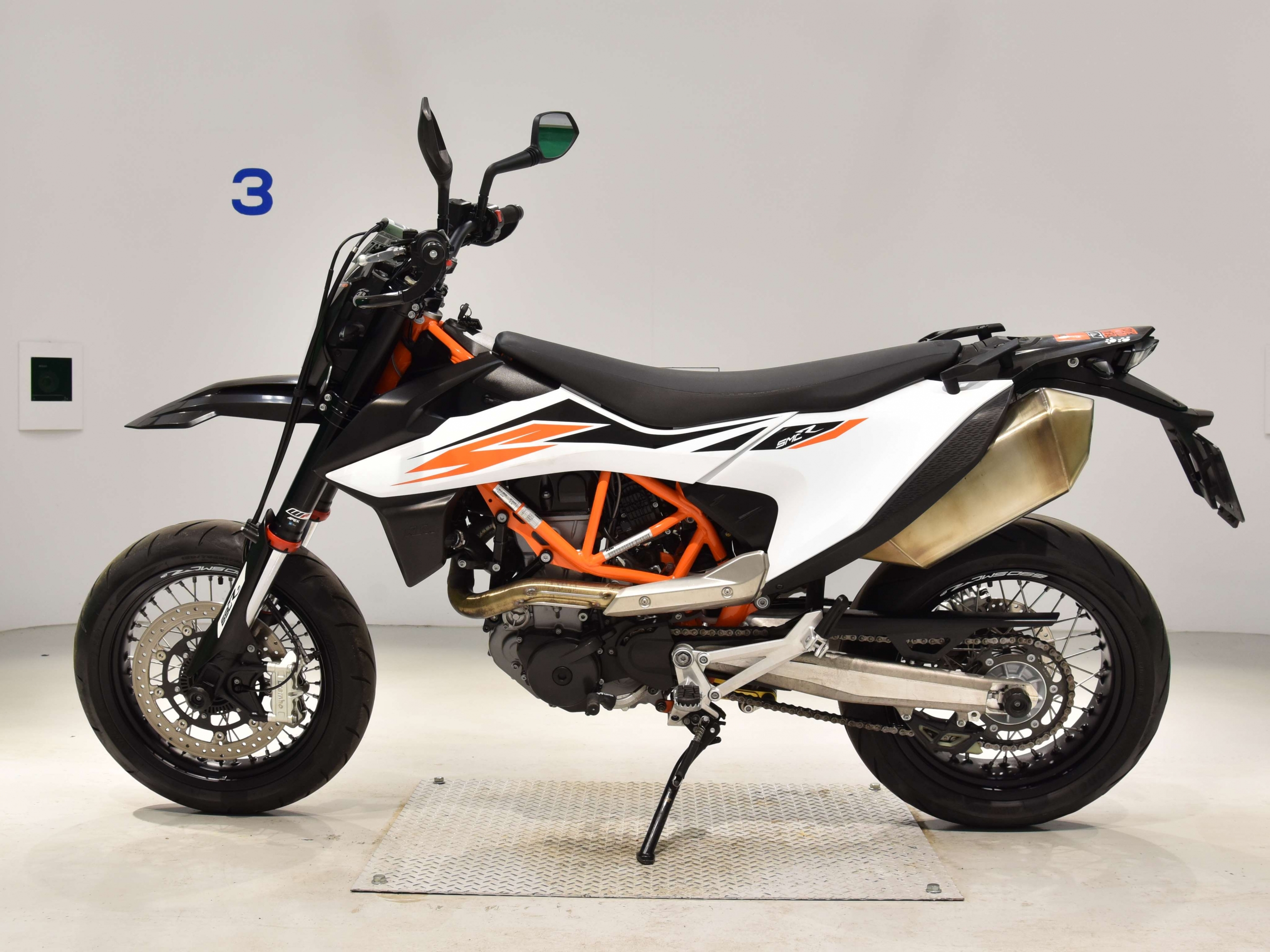 Купить мотоцикл KTM 690 SMC R 2019 фото 1